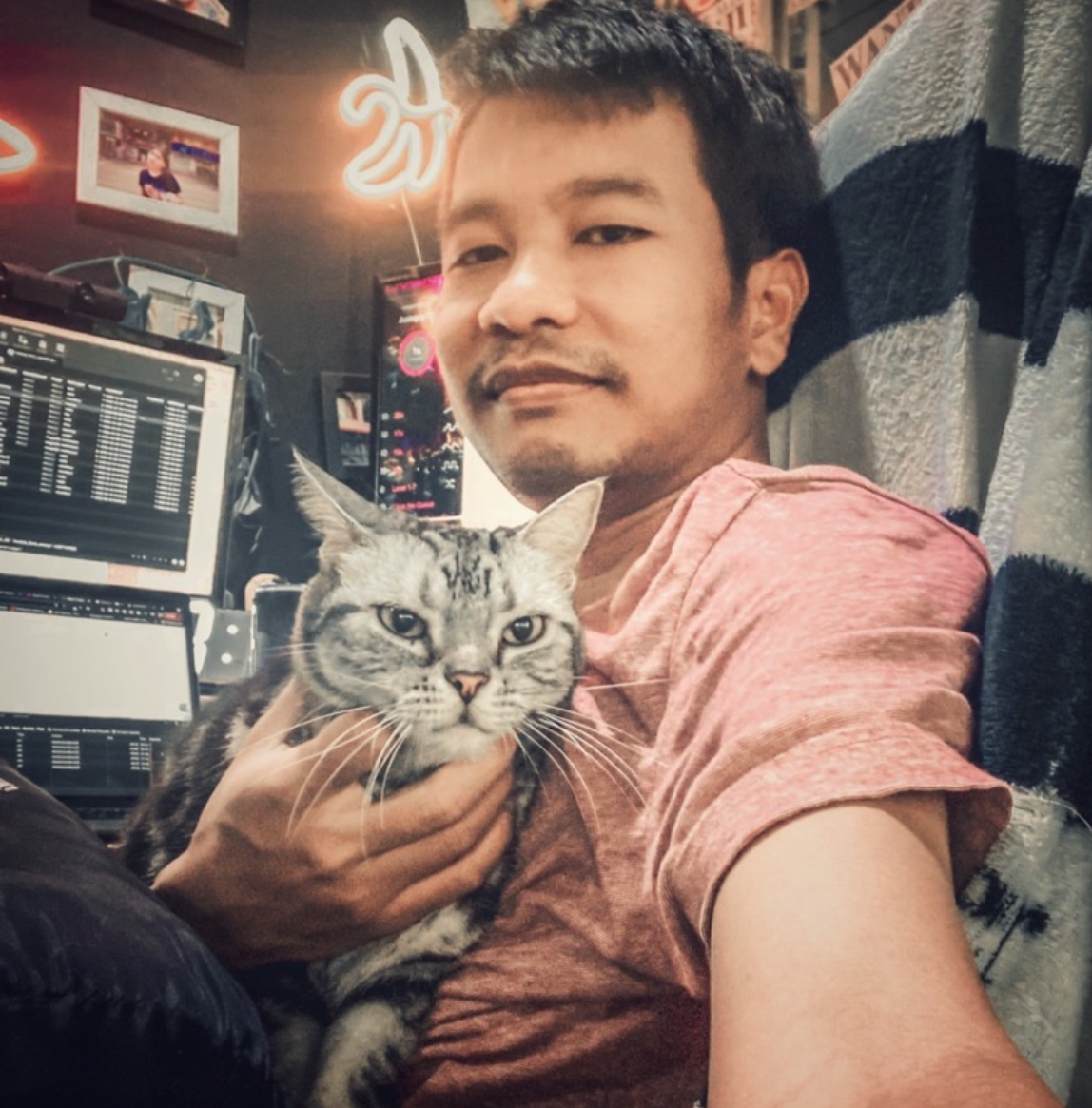 คุณพลอย